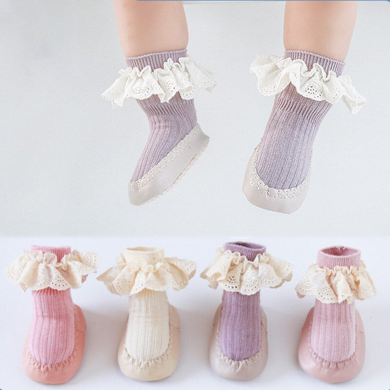 Baby Girls Ruffle Socks with Rubber Soles Infant Sock Newborn Autumn Children Floor Lace Flowers Shoes anti Slip Soft Sole Sock